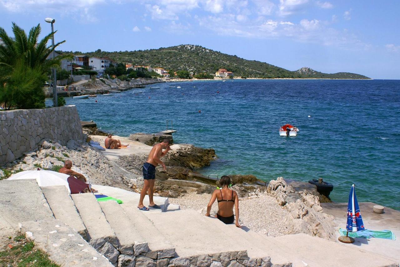 Apartments By The Sea Razanj, Rogoznica - 4253 エクステリア 写真