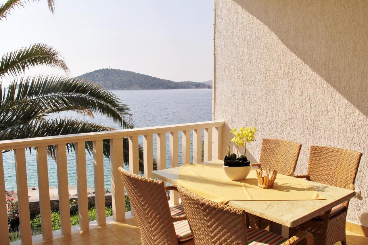 Apartments By The Sea Razanj, Rogoznica - 4253 エクステリア 写真